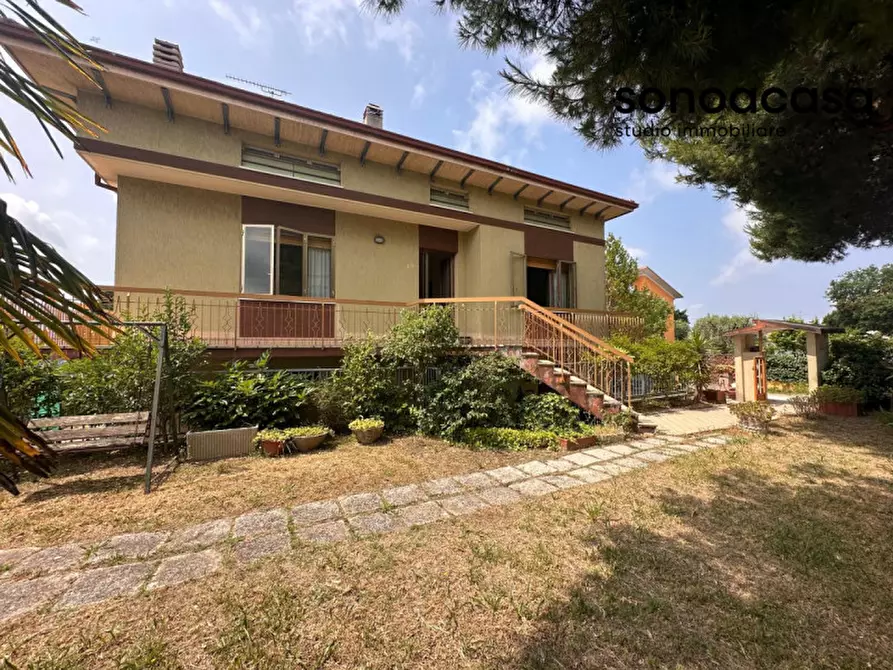 Immagine 58 di Casa indipendente in vendita  in Strada Mondolfo, 18 a San Costanzo