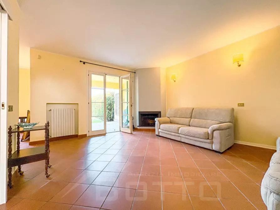 Immagine 1 di Appartamento in vendita  in Via San. Isidoro  1 a Bogogno