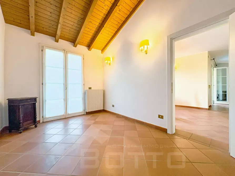 Immagine 12 di Appartamento in vendita  in Via San. Isidoro  1 a Bogogno