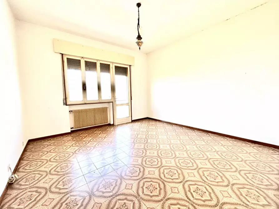 Immagine 6 di Appartamento in vendita  in Via Vittorio Veneto a Colle Umberto