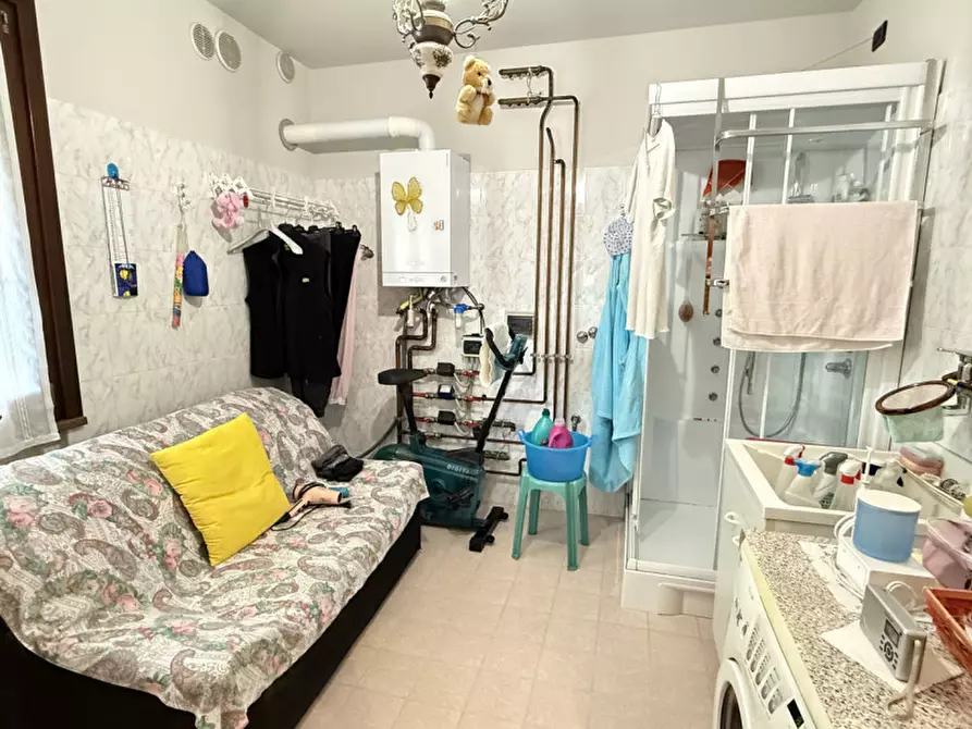 Immagine 11 di Casa indipendente in vendita  in Riviera Pompeo Molmenti 62 a Motta Di Livenza