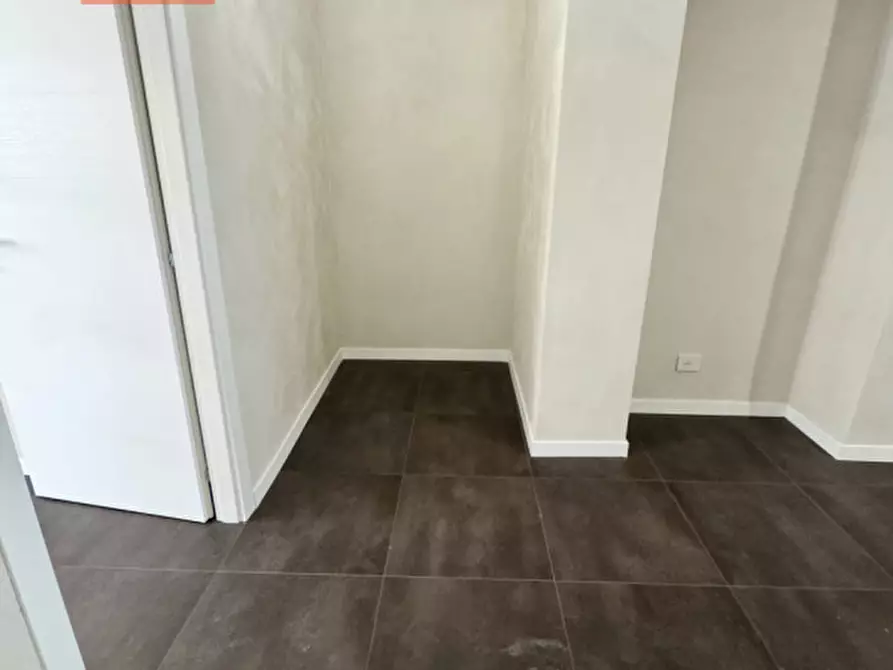 Immagine 8 di Ufficio in vendita  in Via Enrico Cialdini 19 a Torino