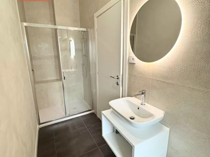 Immagine 13 di Ufficio in vendita  in Via Enrico Cialdini 19 a Torino