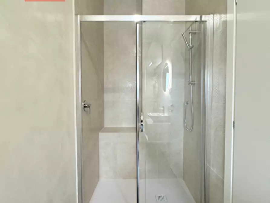 Immagine 15 di Ufficio in vendita  in Via Enrico Cialdini 19 a Torino