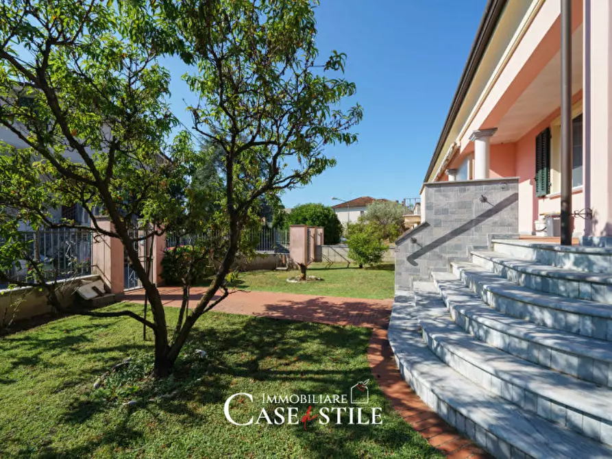 Immagine 7 di Villetta a schiera in vendita  a Sarzana