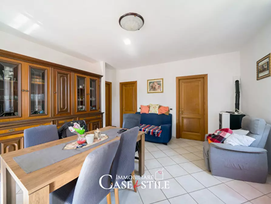 Immagine 10 di Villetta a schiera in vendita  a Sarzana