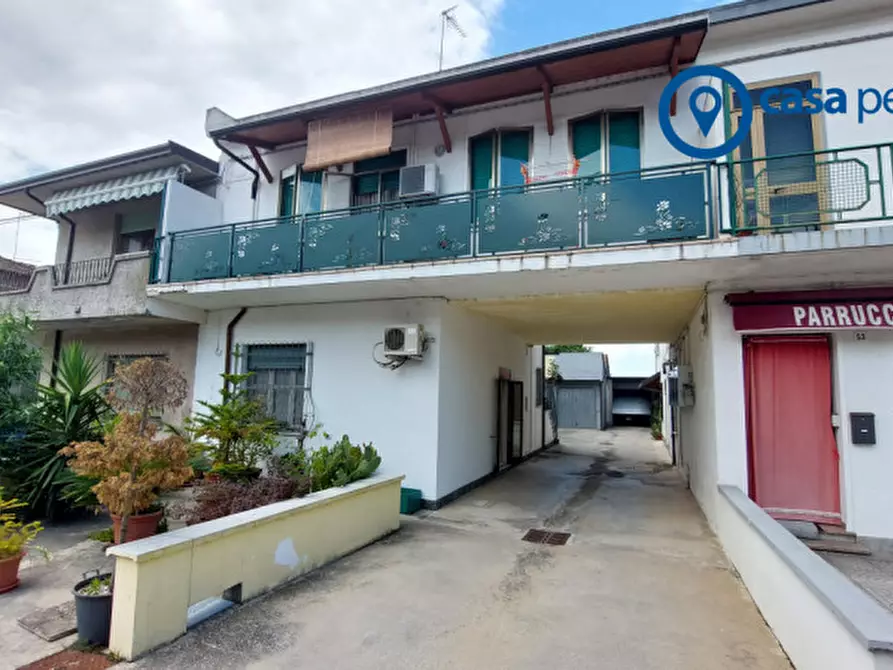 Immagine 1 di Appartamento in vendita  in Via Mario Bonamico a Riva Del Po