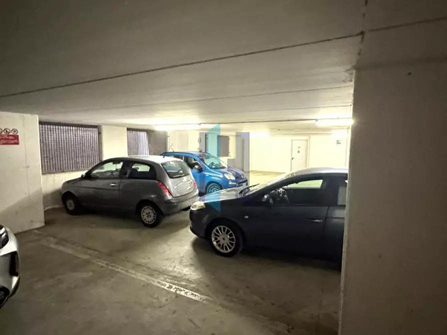 Immagine 2 di Posto auto in vendita  in via Domenico Lusetti 11 a Brescia