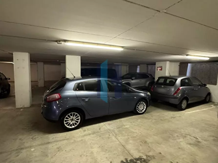 Immagine 3 di Posto auto in vendita  in via Domenico Lusetti 11 a Brescia