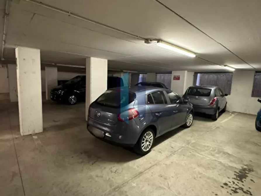 Immagine 4 di Posto auto in vendita  in via Domenico Lusetti 11 a Brescia