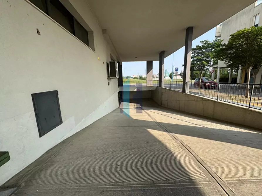 Immagine 16 di Posto auto in vendita  in via Domenico Lusetti 11 a Brescia