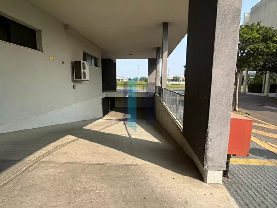 Immagine 20 di Posto auto in vendita  in via Domenico Lusetti 11 a Brescia