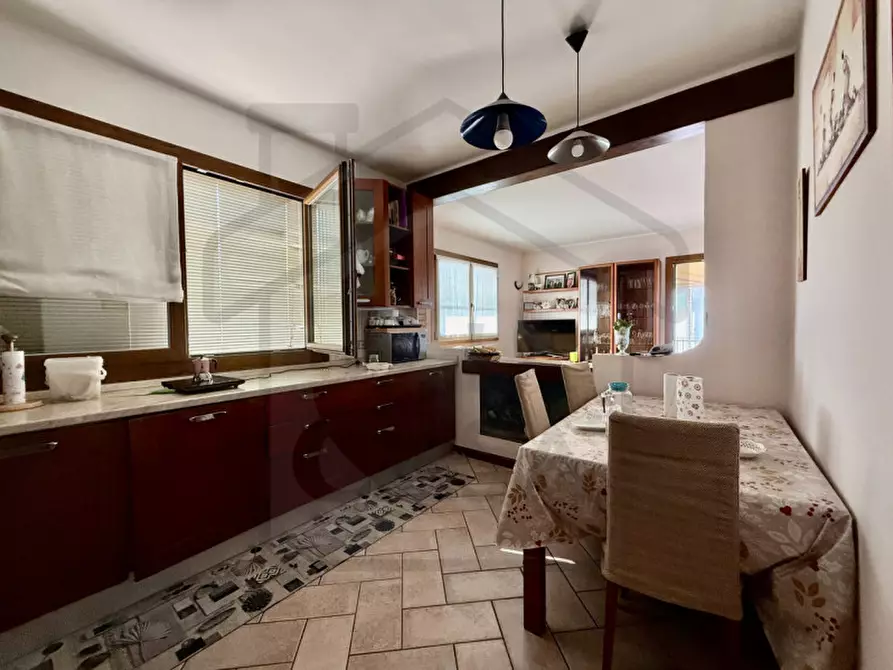 Immagine 6 di Casa bifamiliare in vendita  in Via Virgilio a Montegrotto Terme