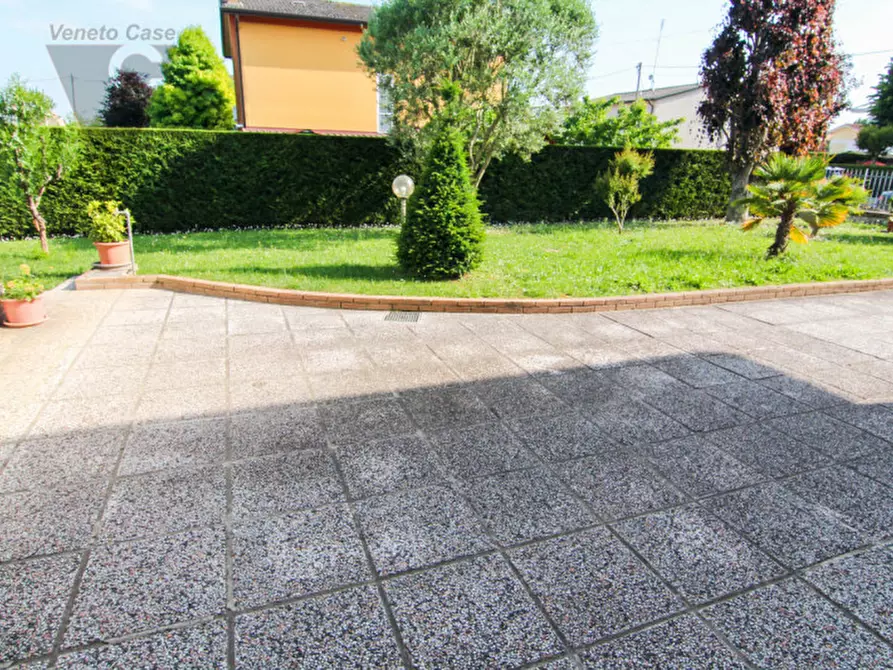 Immagine 39 di Casa bifamiliare in vendita  a Sant'angelo Di Piove Di Sacco