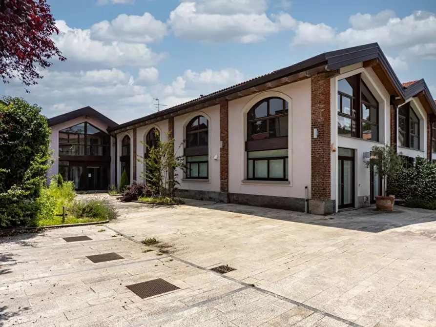 Immagine 44 di Ufficio in vendita  in Via Lauro Vezzani 3 a Bernareggio