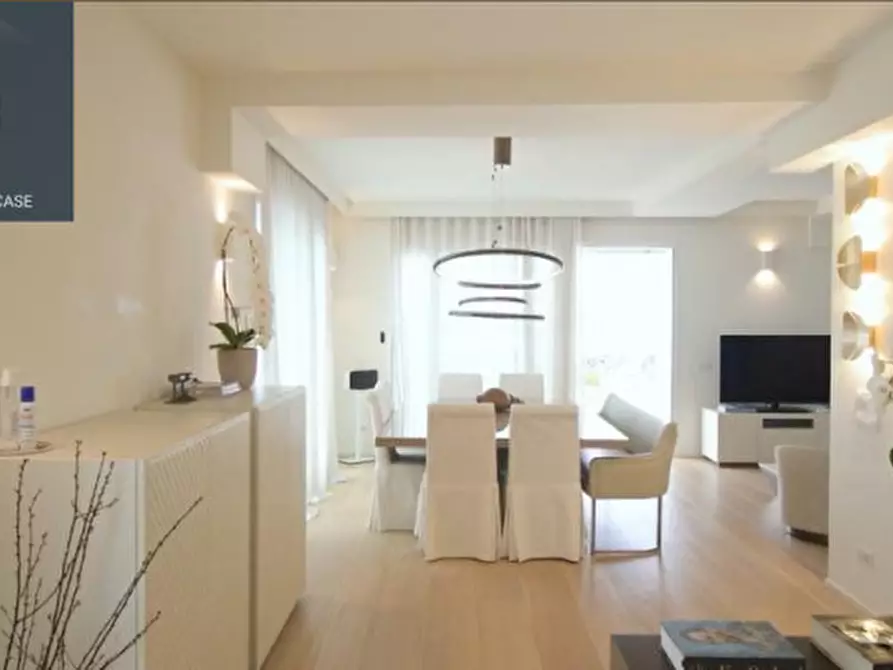 Immagine 3 di Villa in affitto  in Via Aldous Huxley a Forte Dei Marmi