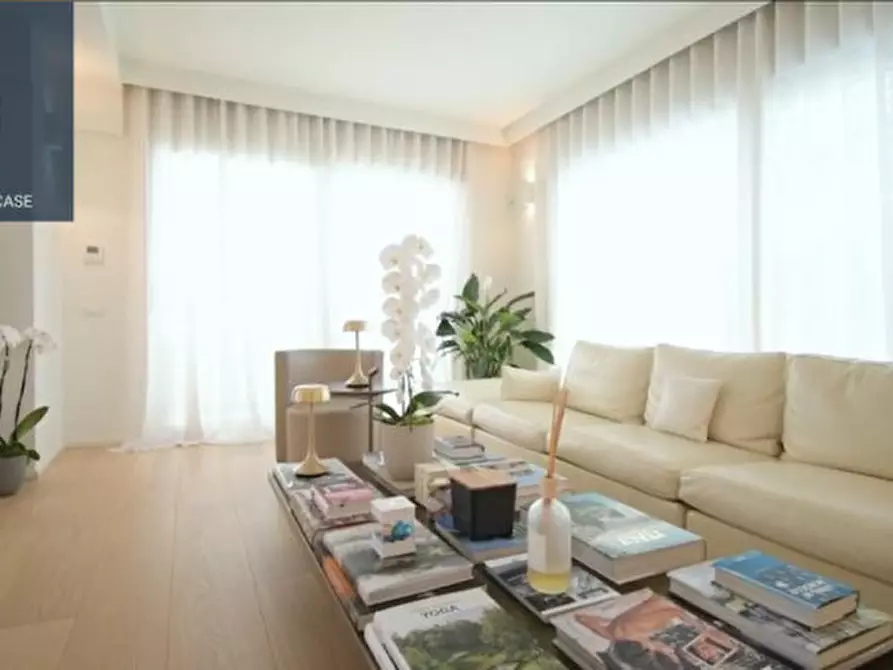 Immagine 5 di Villa in affitto  in Via Aldous Huxley a Forte Dei Marmi