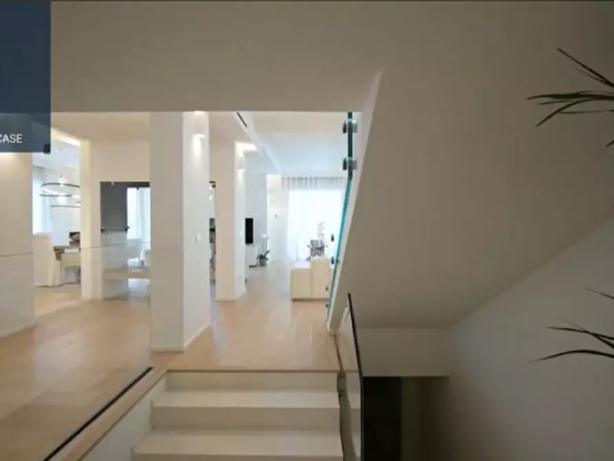 Immagine 9 di Villa in affitto  in Via Aldous Huxley a Forte Dei Marmi