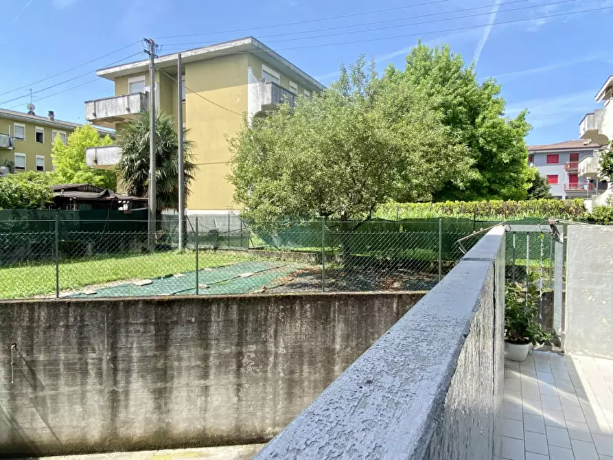 Immagine 7 di Appartamento in vendita  in Via Ferdinando Rodolfi, 17 a Costabissara