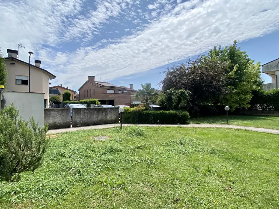 Immagine 22 di Appartamento in vendita  in Via Ferdinando Rodolfi, 17 a Costabissara