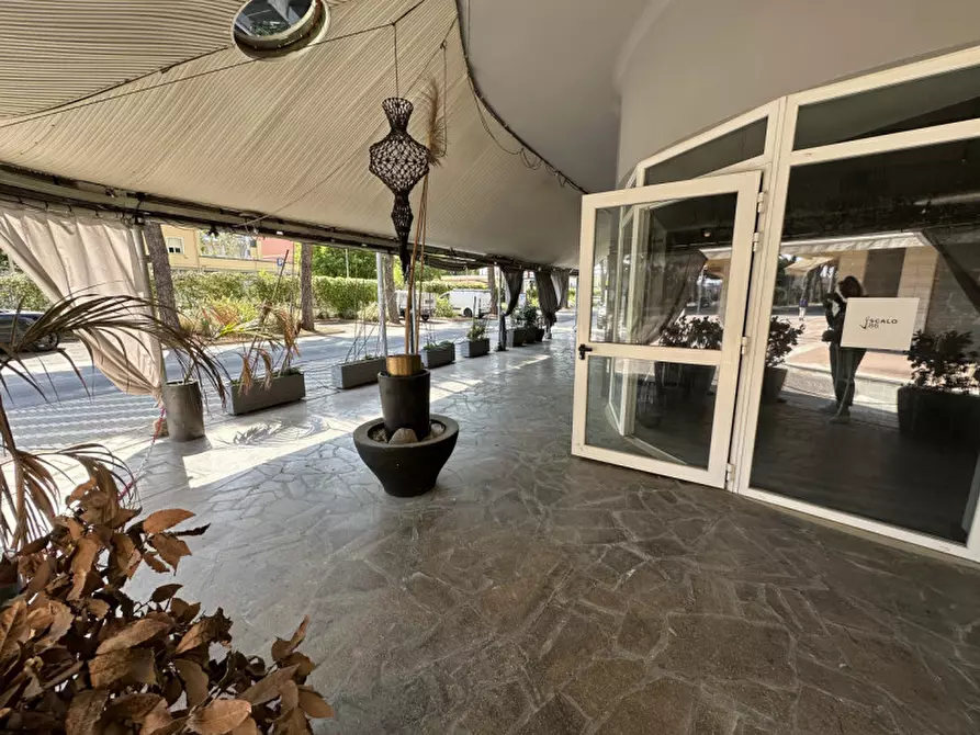 Immagine 30 di Attività commerciale in vendita  in Via Alfredo Panzini 86 a Bellaria-Igea Marina
