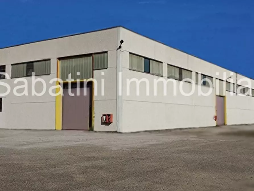 Immagine 1 di Capannone industriale in vendita  in Via Polo 14 a San Giovanni Teatino