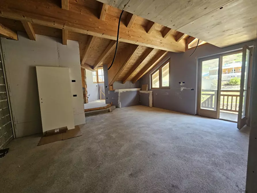 Immagine 2 di Appartamento in vendita  in Via Roma, n.64 a Pejo