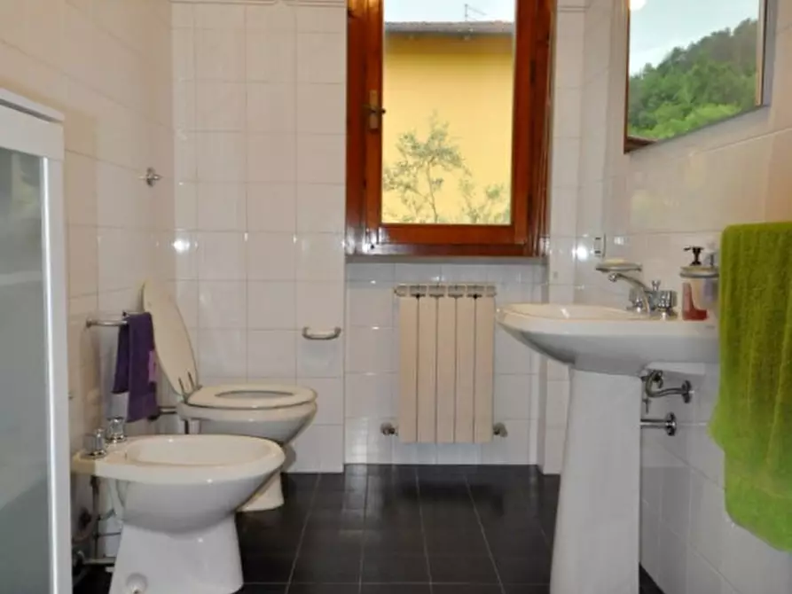 Immagine 12 di Appartamento in vendita  in Viale Michelangelo a Loro Ciuffenna