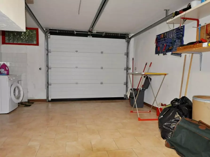 Immagine 16 di Appartamento in vendita  in Viale Michelangelo a Loro Ciuffenna