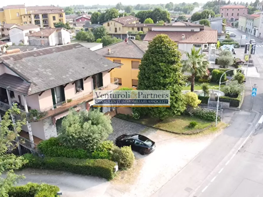 Immagine 12 di Negozio in affitto  in Via Filatoio a Lonato del Garda