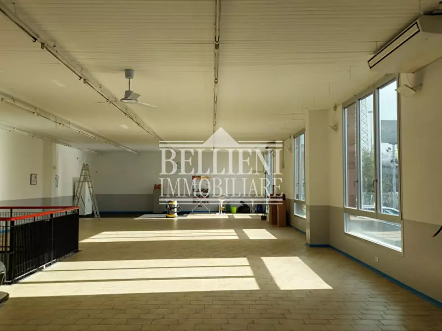 Immagine 4 di Negozio in affitto  in Via Giovanni Battista Quadri a Vicenza