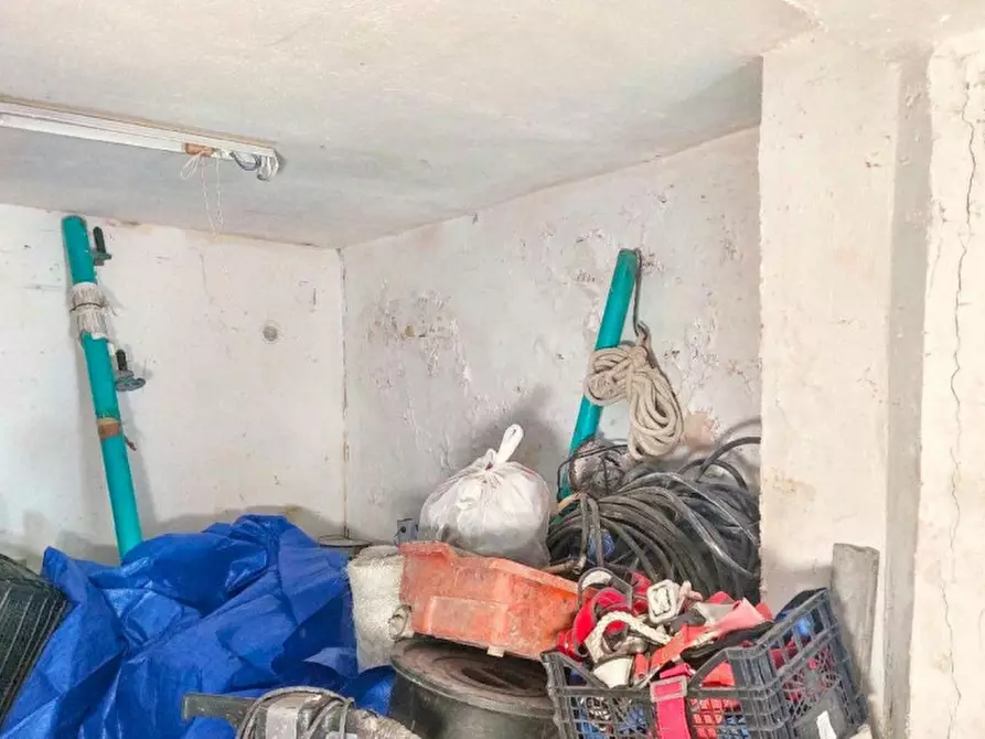 Immagine 5 di Magazzino in vendita  in Via Marco Polo, 358, 98125 Messina ME, Italia a Messina