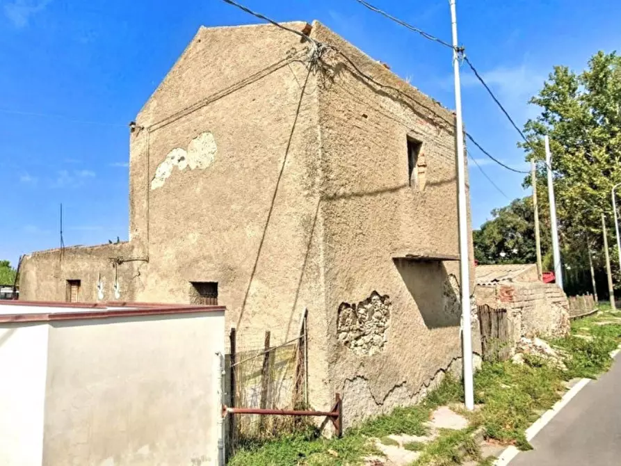 Immagine 1 di Terreno in vendita  in Via Nazionale, 98060 Falcone ME, Italia a Falcone