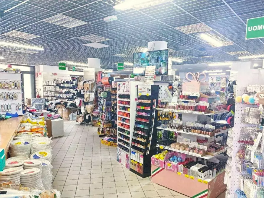 Immagine 2 di Negozio in vendita  in Contrada Cuccubello, 98076 Sant'Agata di Militello ME, Italia a Sant'agata Di Militello