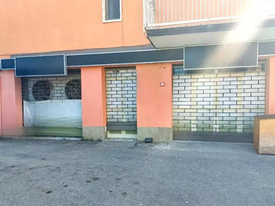 Immagine 10 di Negozio in vendita  in Corso Matteotti 124/D, 98066 Patti ME, Italia a Patti