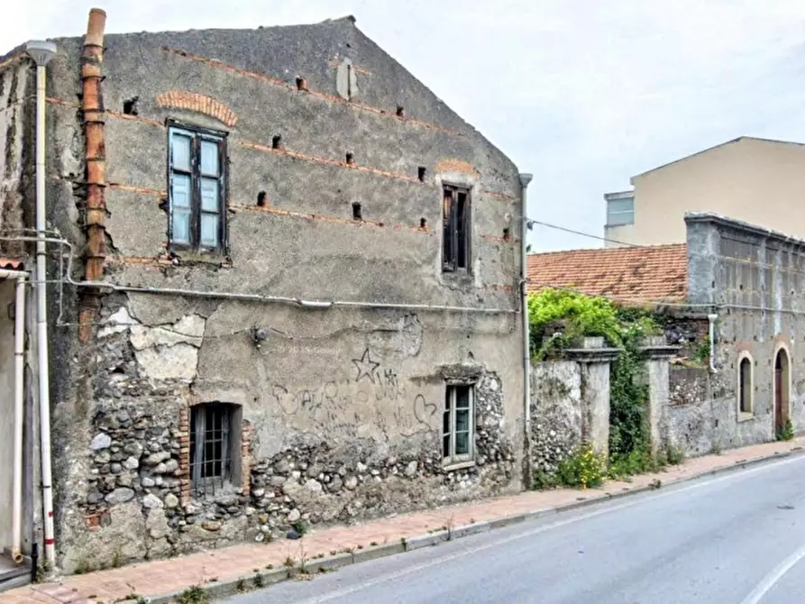 Immagine 1 di Rustico / casale in vendita  in Via Archi Nazionale, 98044 Archi ME, Italia a San Filippo Del Mela