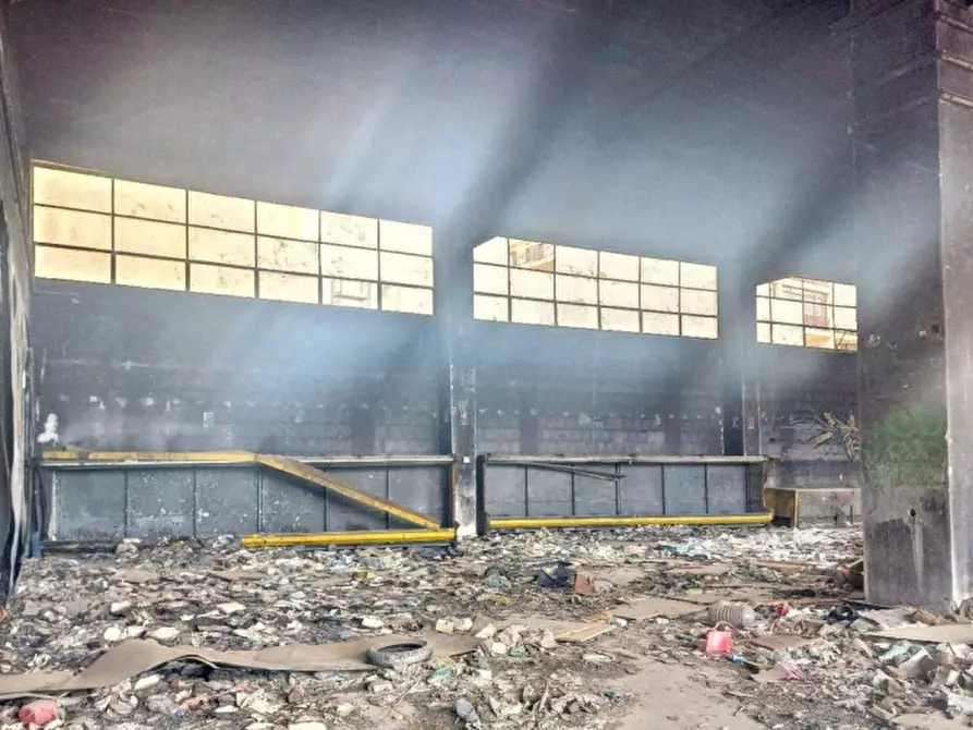 Immagine 4 di Capannone industriale in vendita  in Località Pistunina, Messina ME, Italia a Messina