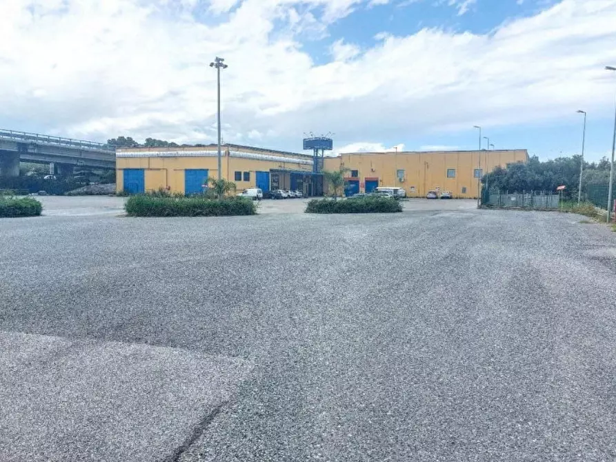 Immagine 16 di Attività commerciale in vendita  in Via Vittoria Nenni, 98044 ME, Italia a San Filippo Del Mela