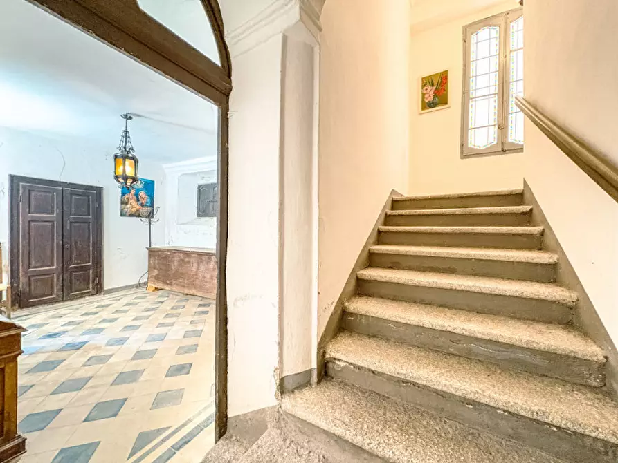 Immagine 12 di Appartamento in vendita  in via Gippini & via Poli a Orta San Giulio