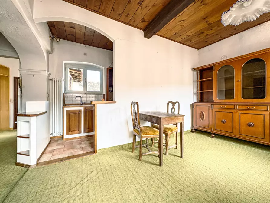 Immagine 17 di Appartamento in vendita  in via Gippini & via Poli a Orta San Giulio