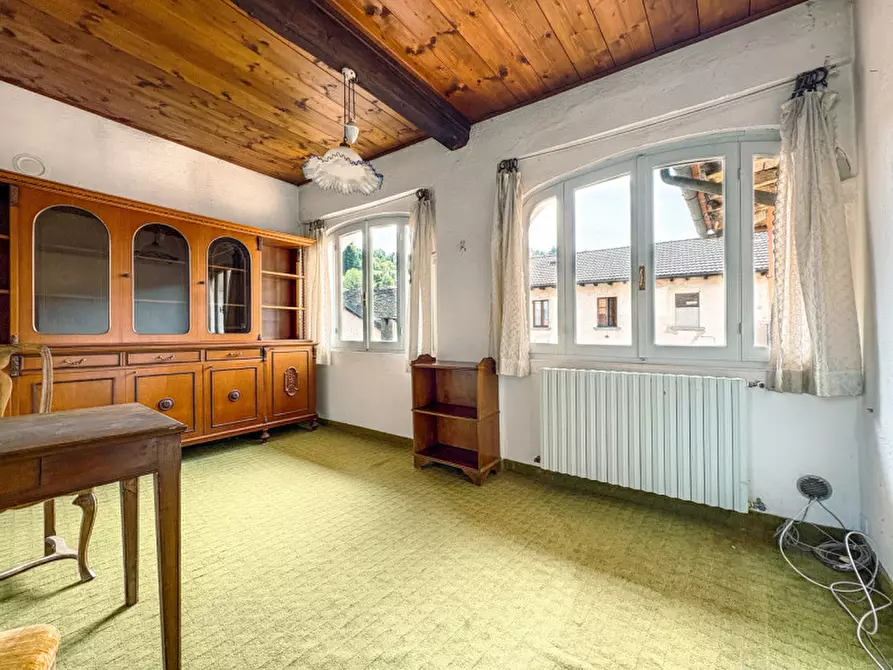 Immagine 18 di Appartamento in vendita  in via Gippini & via Poli a Orta San Giulio