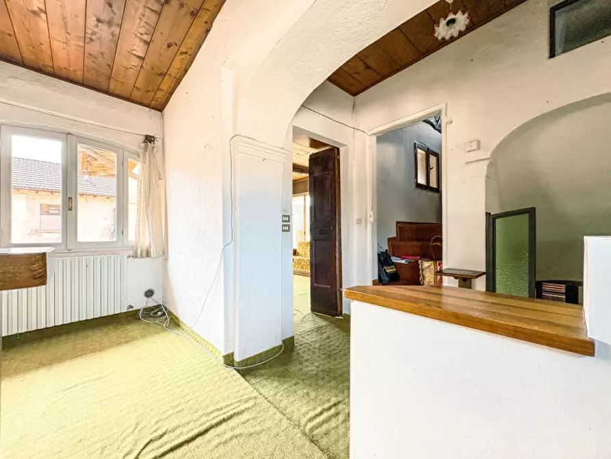 Immagine 19 di Appartamento in vendita  in via Gippini & via Poli a Orta San Giulio