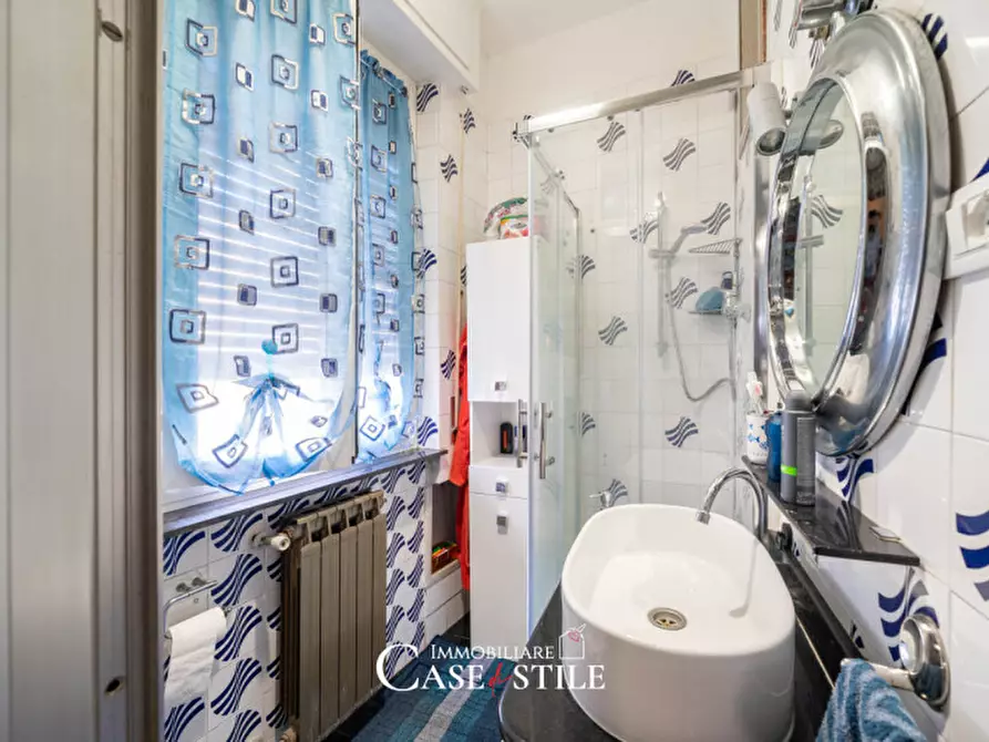 Immagine 13 di Appartamento in vendita  in Piazza Vittorio Veneto, 45 a Sarzana