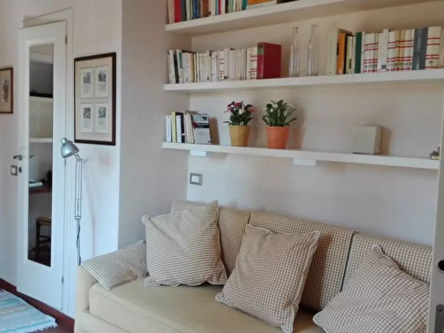 Immagine 4 di Appartamento in affitto  in VIA DEL PIAN DEI GIULLARI a Firenze