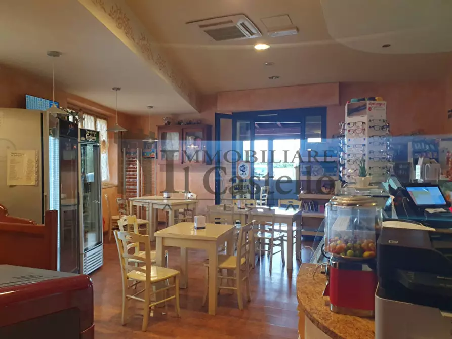 Immagine 1 di Attività commerciale in vendita  in Via della Sapienza a Magione