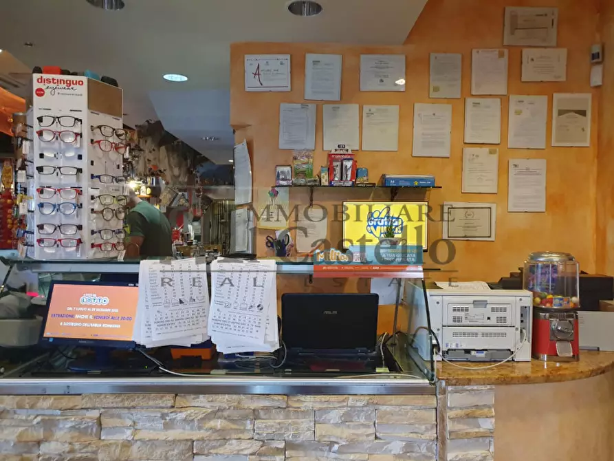 Immagine 3 di Attività commerciale in vendita  in Via della Sapienza a Magione