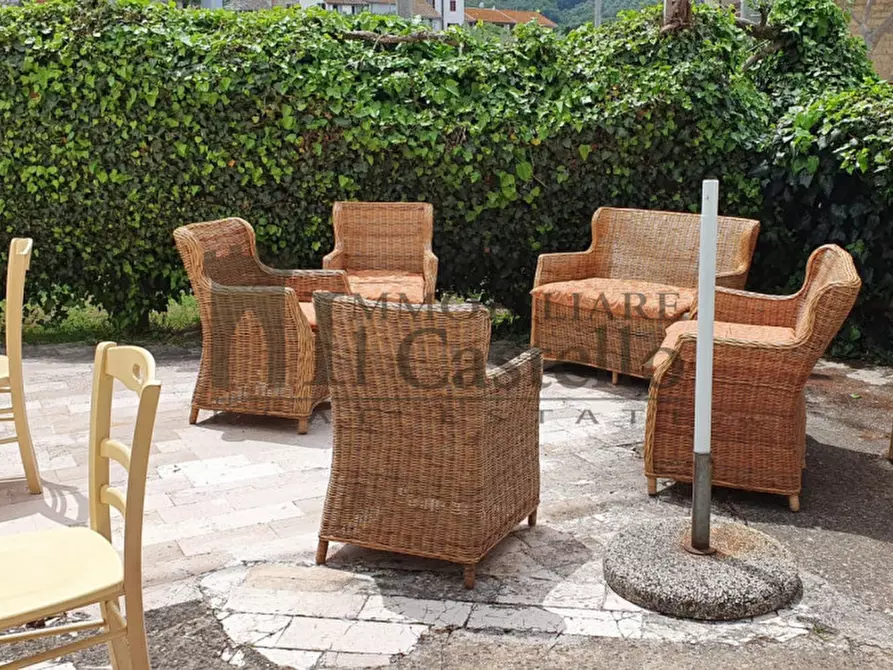 Immagine 4 di Attività commerciale in vendita  in Via della Sapienza a Magione