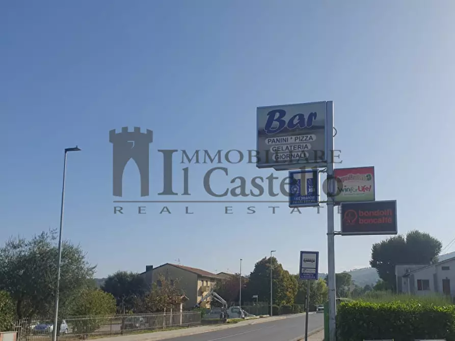 Immagine 17 di Attività commerciale in vendita  in Via della Sapienza a Magione