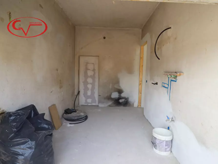 Immagine 10 di Appartamento in vendita  in via principe di piemonte a Cavriglia