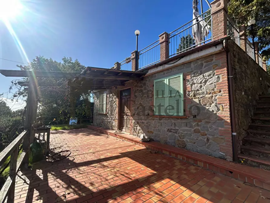 Immagine 13 di Casa indipendente in vendita  in Trecine a Passignano Sul Trasimeno